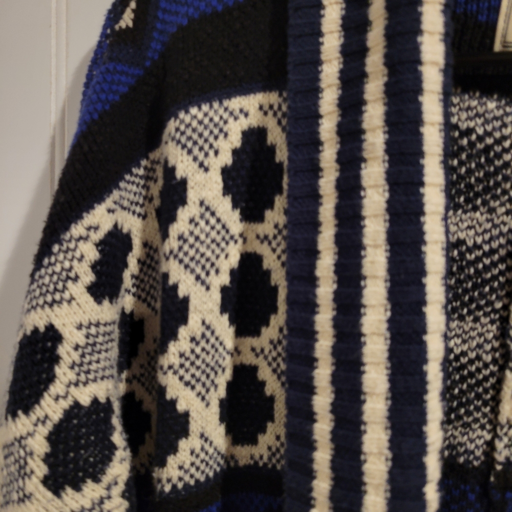 Lucky Brand Blue Cream Tribal Open Sweater Size Medium - Picture 5 of 12